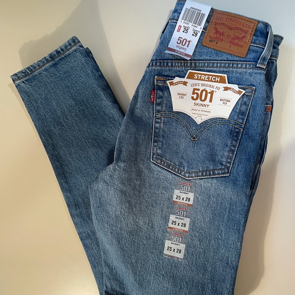 Nwt Levi’s 501 Skinny Stretch